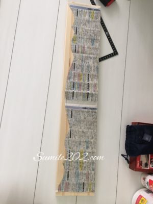 イケアの本棚リメイク　トリマーで飾り板を作製